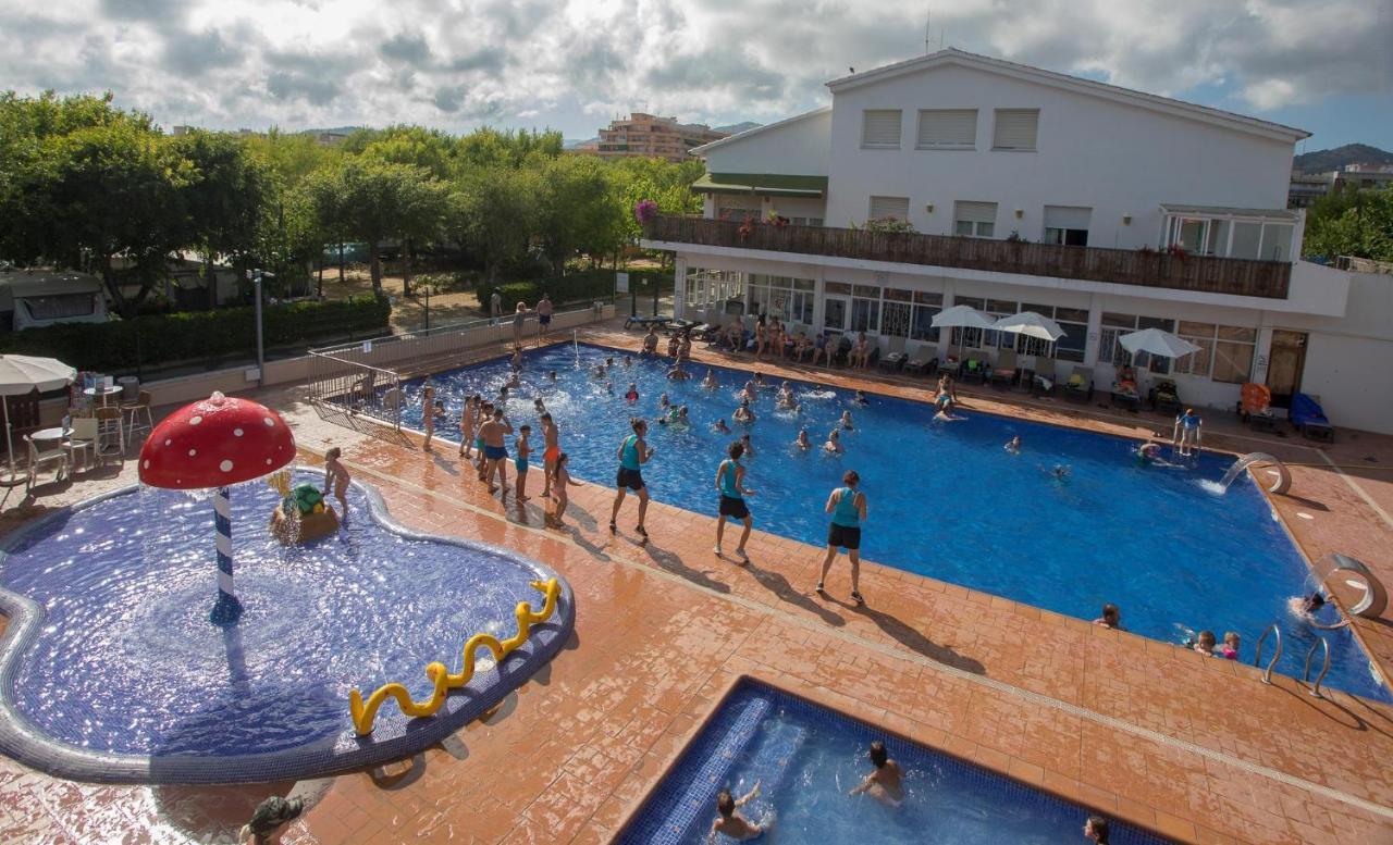 Camping Senia Caballo De Mar بينيذا ذي مار المظهر الخارجي الصورة